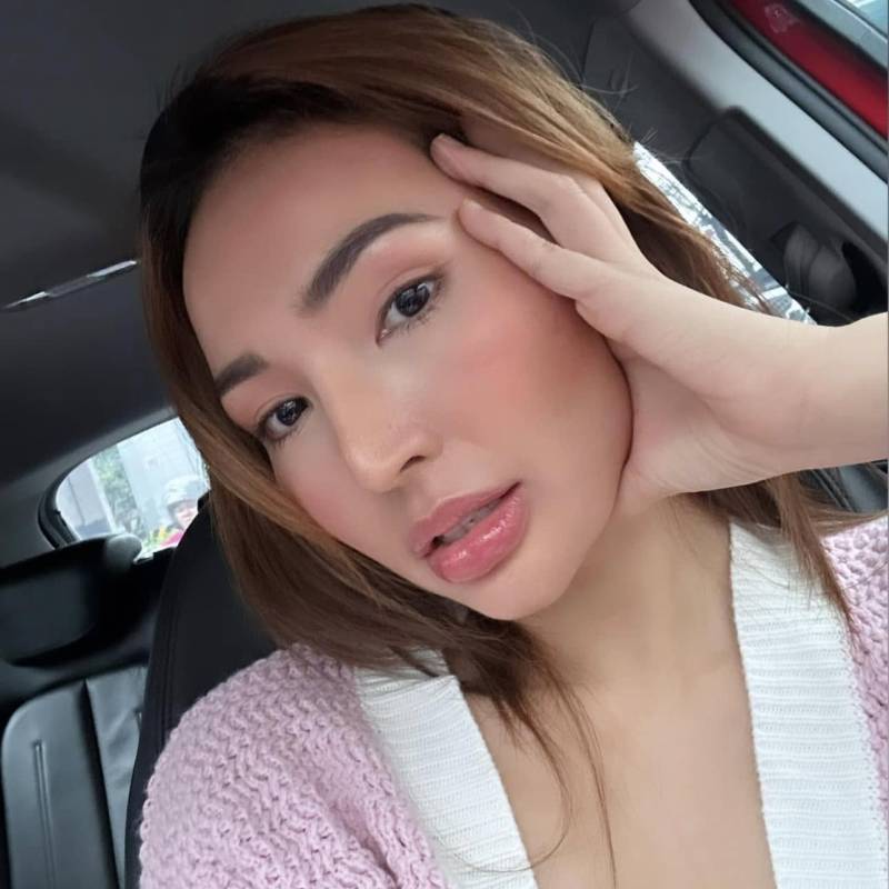 April, 33