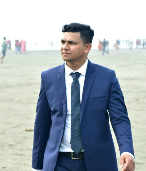 Tuhin, 29
