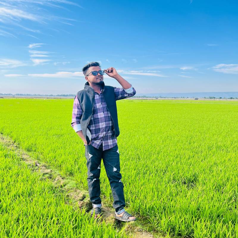 Talha, 28
