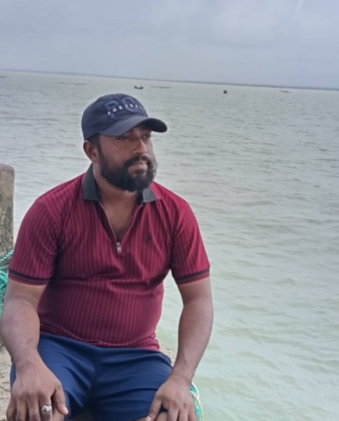 Raz, 28, Cuenca