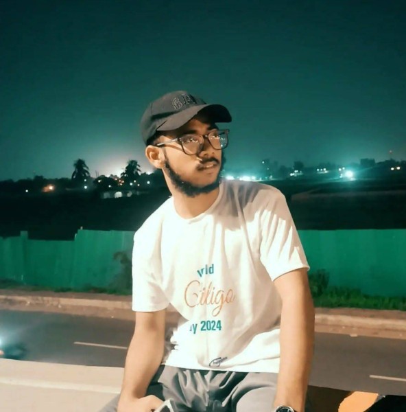 Mahmud, 20, Dayong