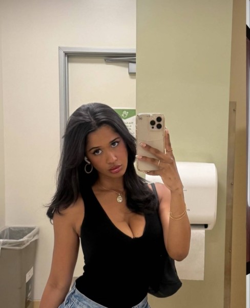 Cathy, 26, Porto Ingls