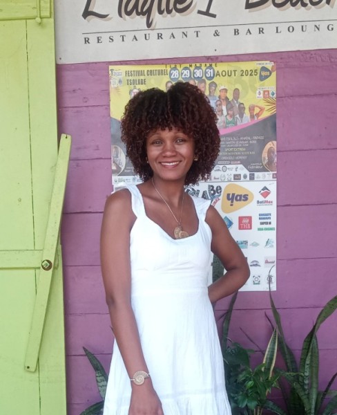 Prisca, 31, Shahdadpur