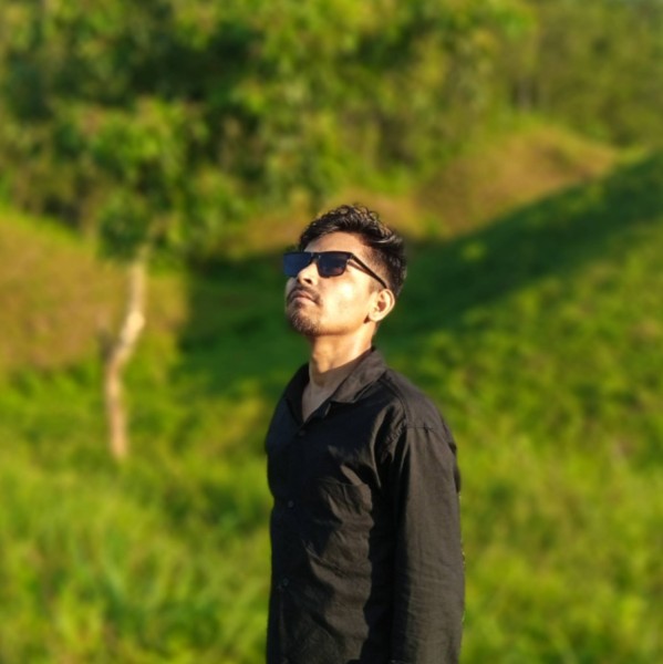 Rezaul, 29, Naha