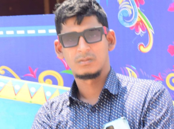 Shopon, 34
