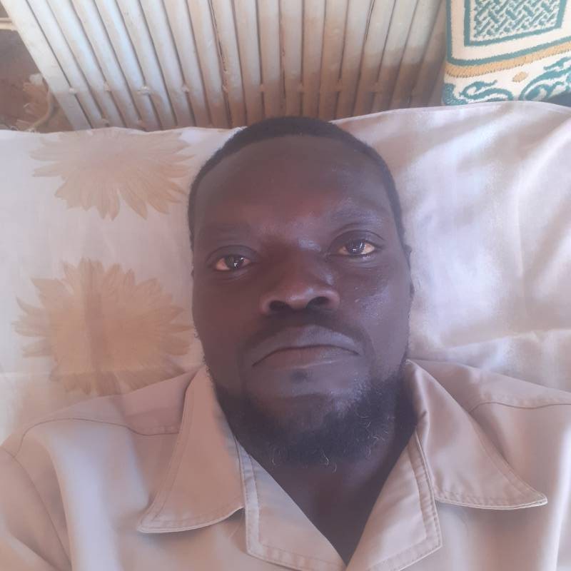 OmarIshaq, 40, Chirilagua