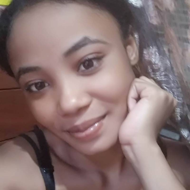 cathia, 19, Lara