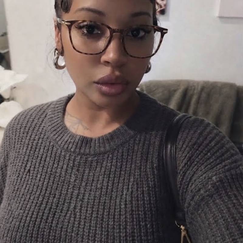 Amibuta, 34, Hajira