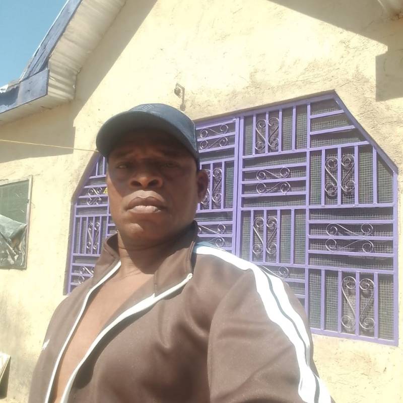 Razak, 41, Cinco Ranch