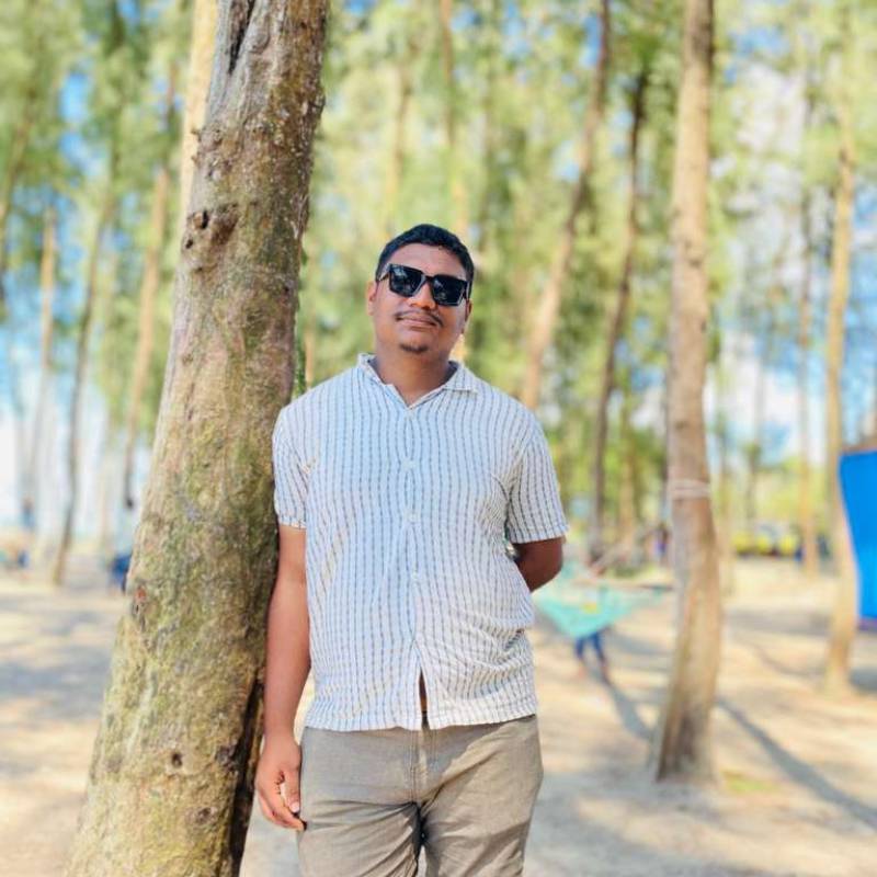 Mozammal, 24