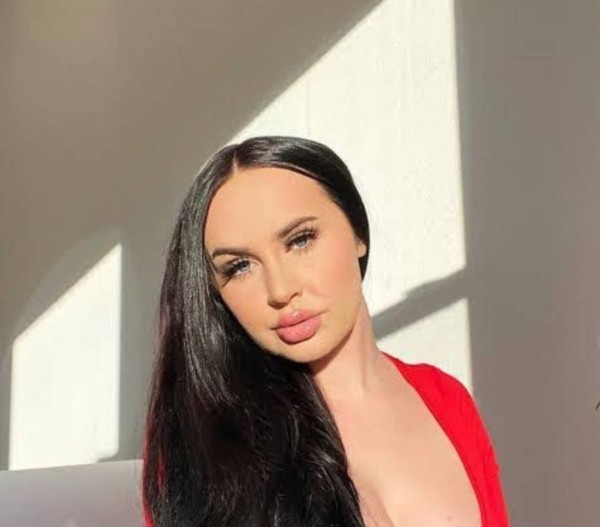 Annie, 29
