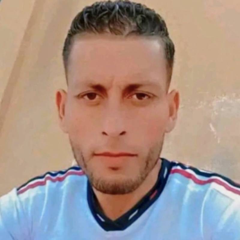 Toufik, 35