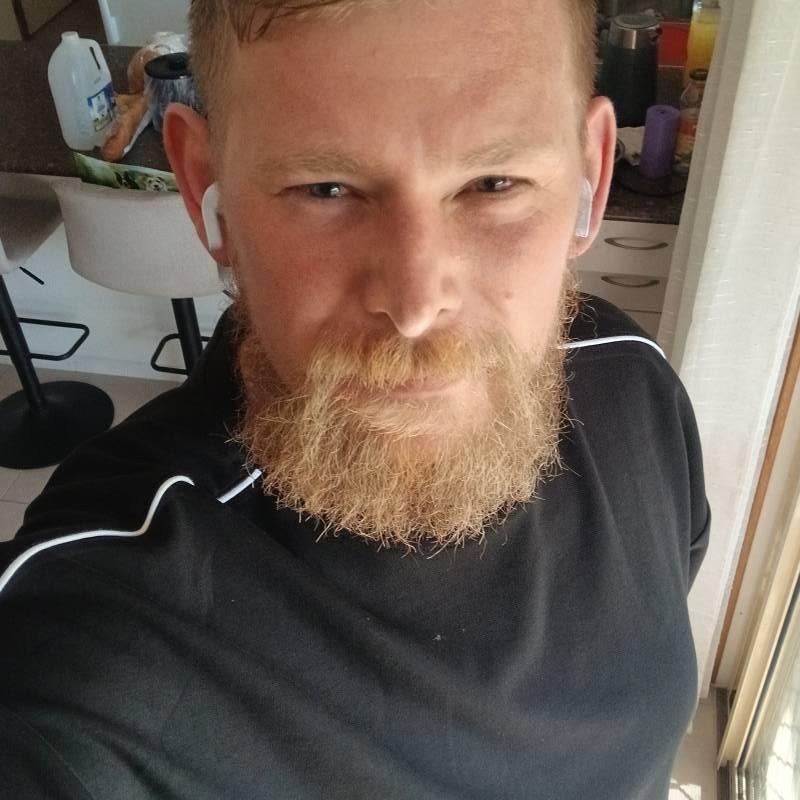 DAVID, 32, dating