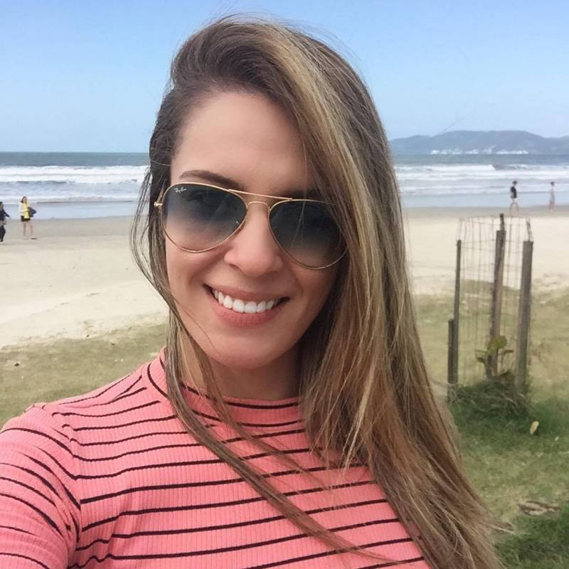 Petra, 37, Piravanthr