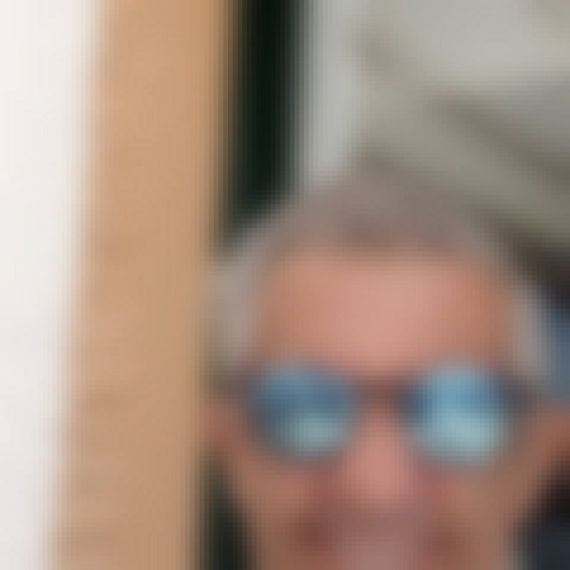 antonioi, 63, Ghana