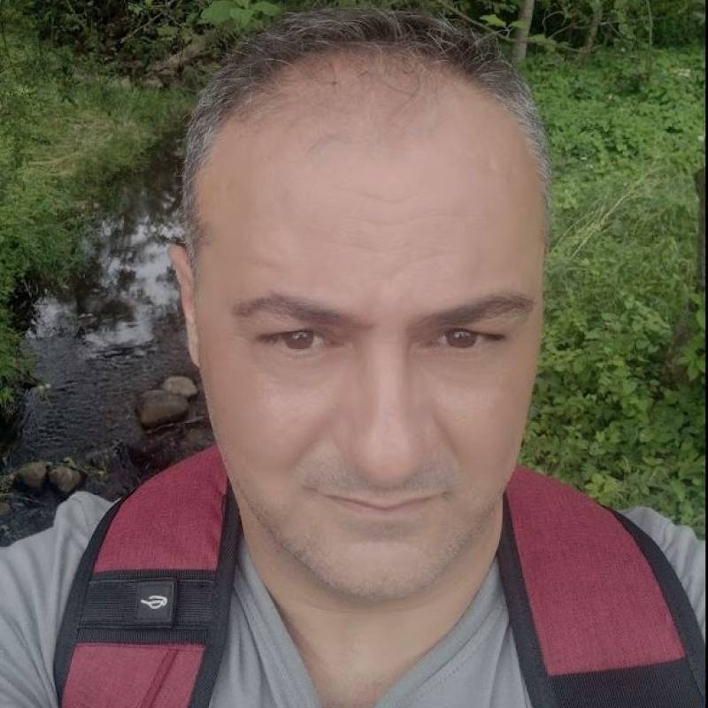 Moro, 41, Khajuri