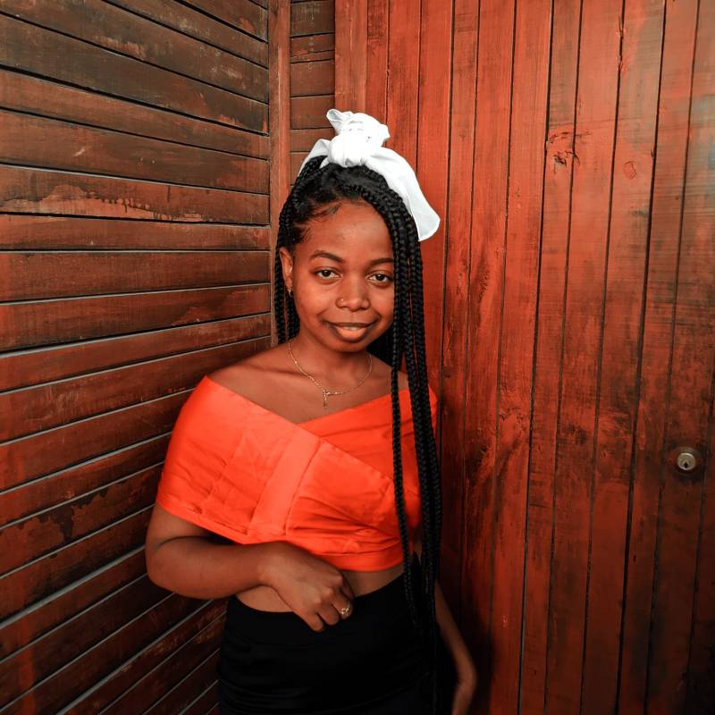 Zaramina, 26, 25 illebonne b3 z100