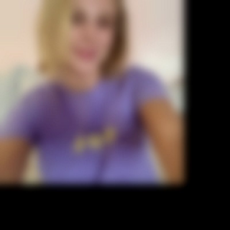 Carrie, 36, Madagascar