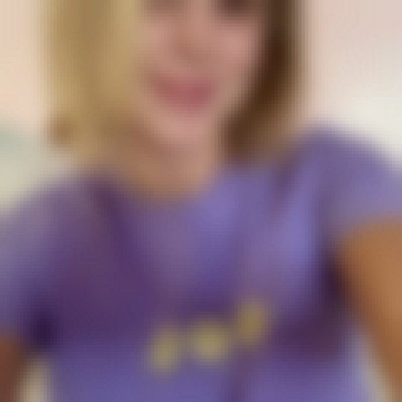 Carrie, 36, Kenya