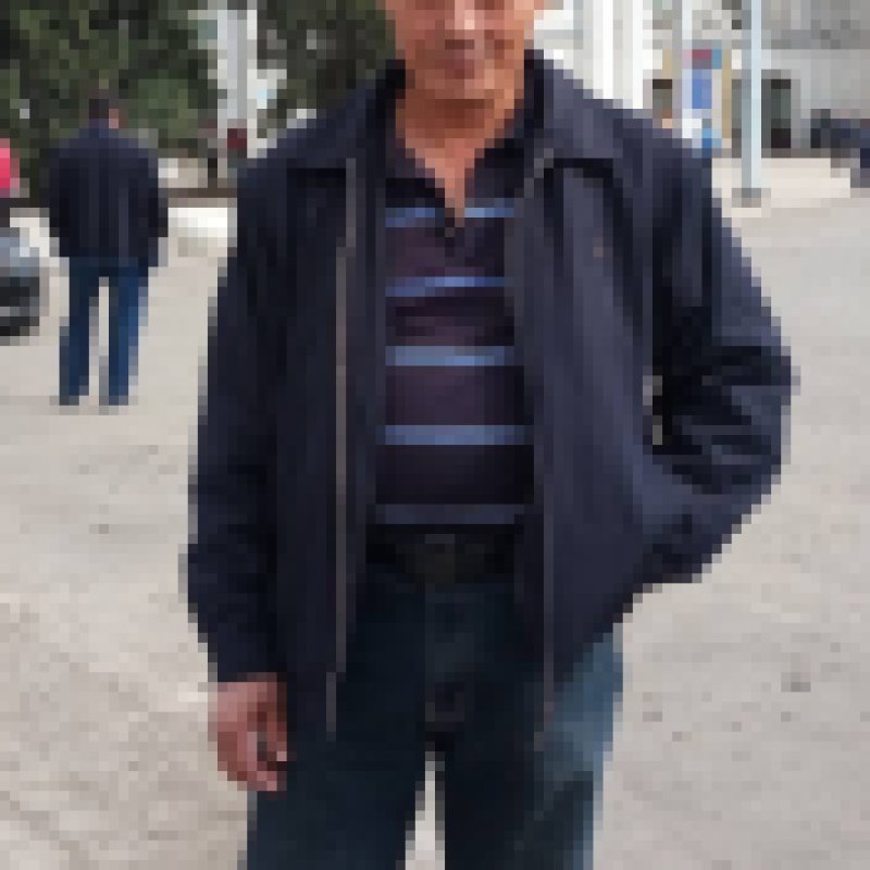 Арон, 60, Monitos