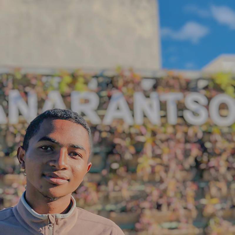 RAHARIMANANA, 20, Khust