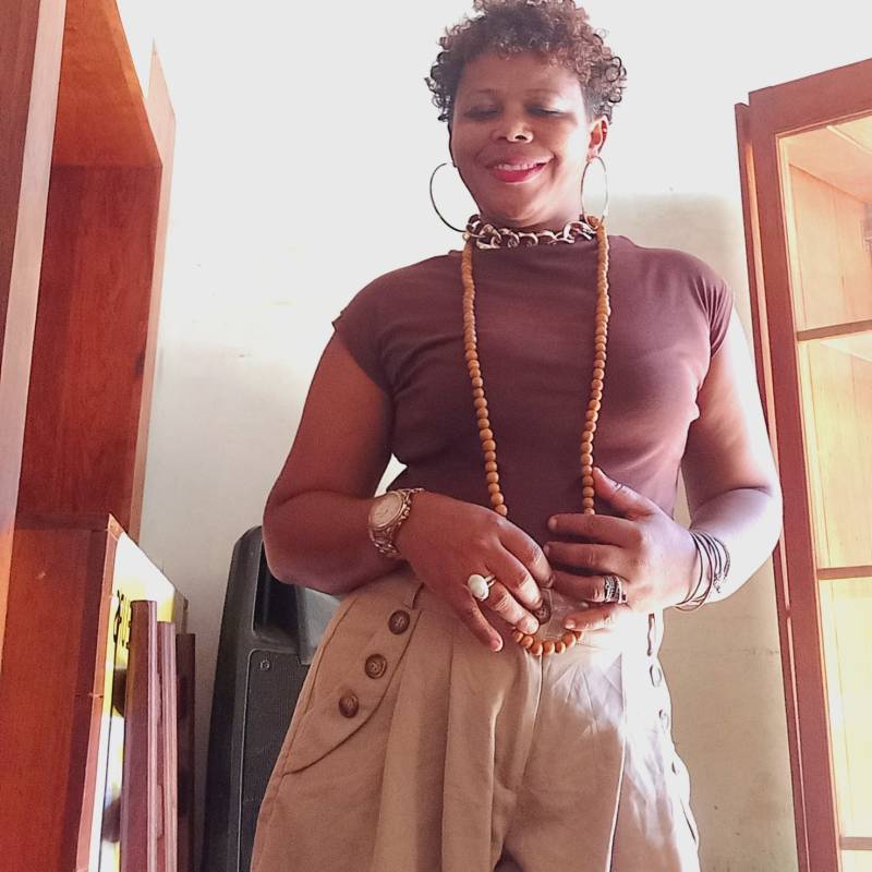Khazia, 44, Gadhada