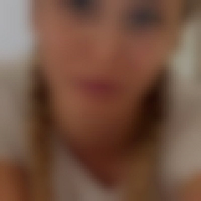 Stella brooks, 29, Tunisia