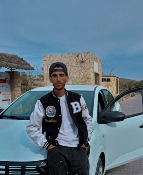 Elmahdi, 24, Bowen
