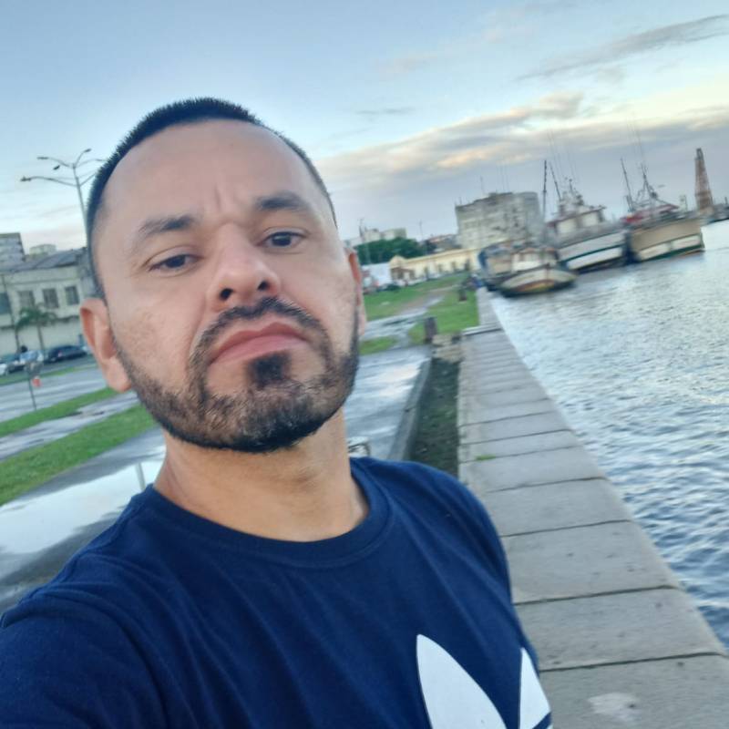 thiago, 43, Kibungo