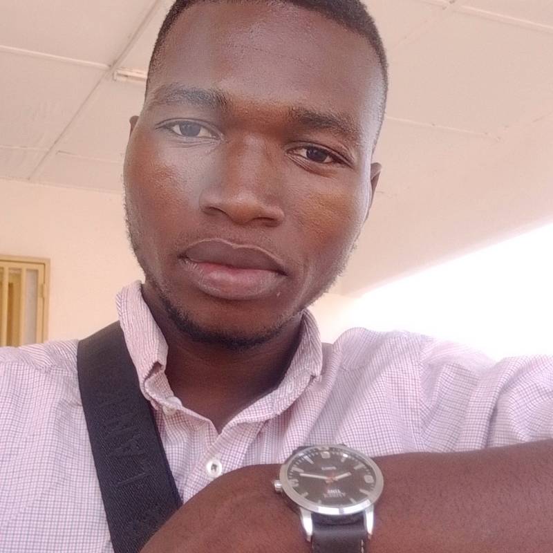 Abraham, 28, Morangis
