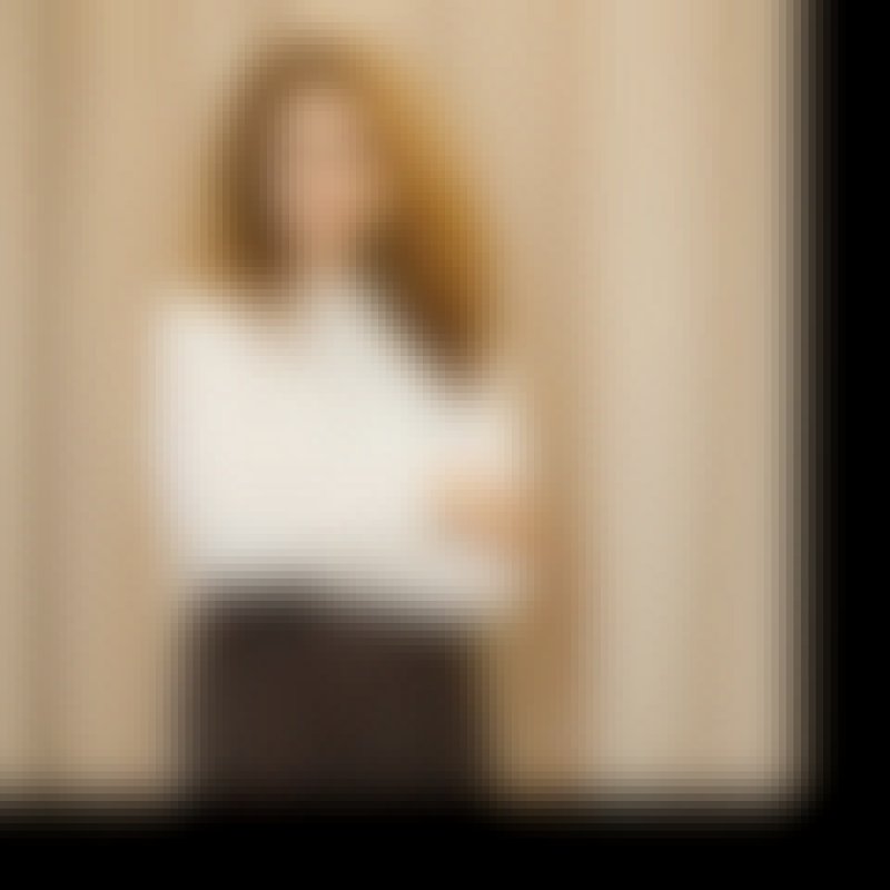 Zlata, 40, Madagascar