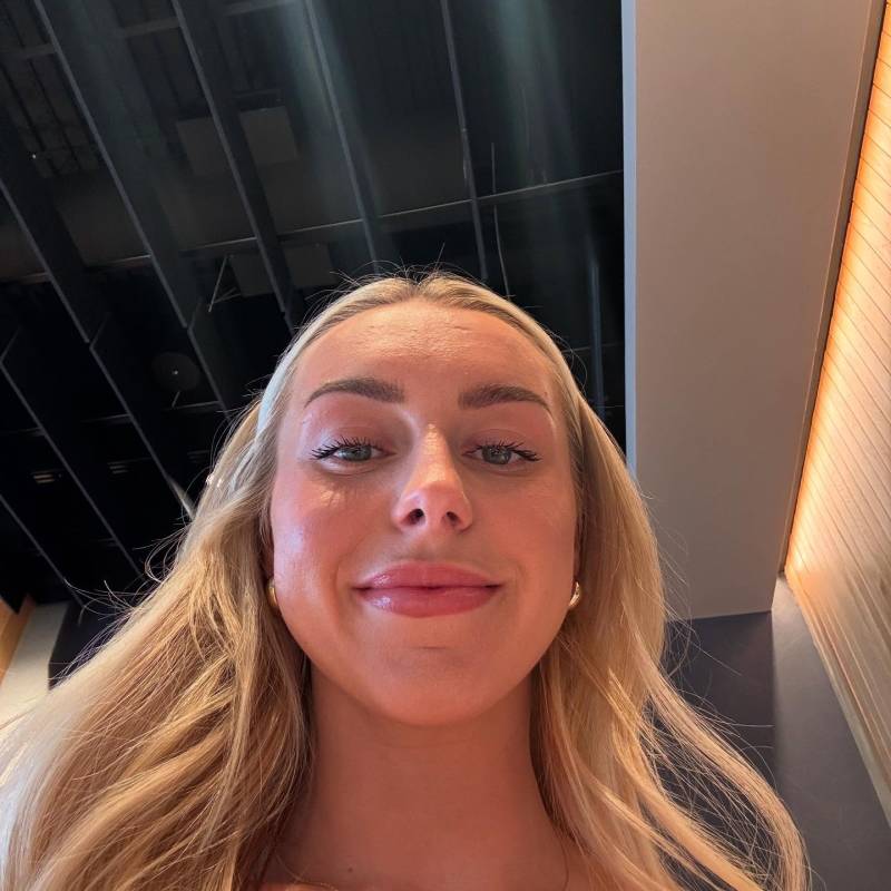 Madison, 25, Trabia
