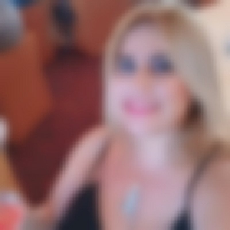 Gloria, 56, Vlos