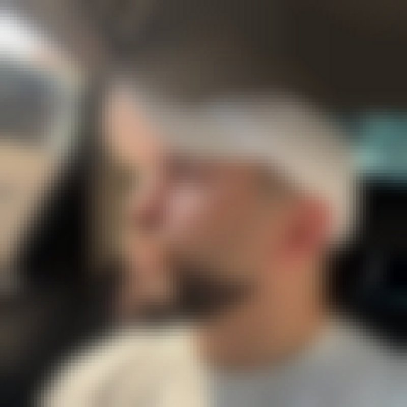 Luka, 30, Tunisia
