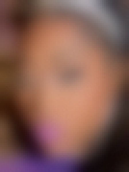 Victoria Jones, 35, Pakistan