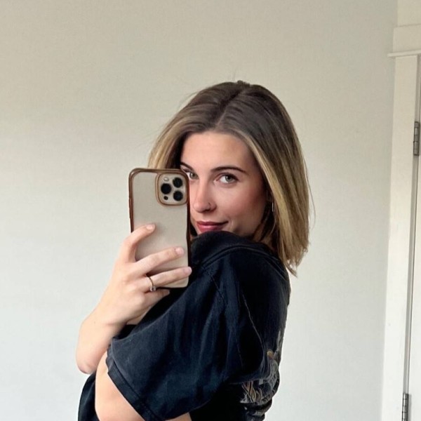 Riley is, 28, Dob