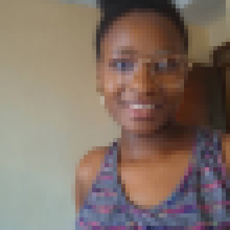 Mina, 30, Netherlands