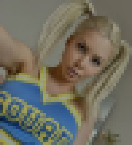 Laura, 26, Netherlands