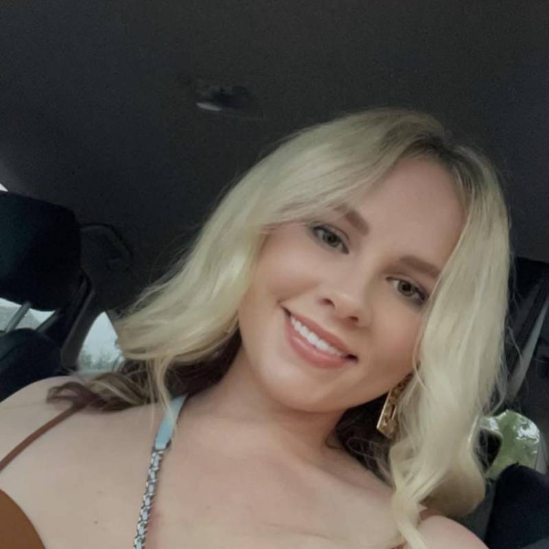 Kay, 30, Chaparral