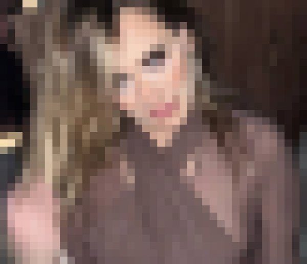 Kate, 32, Germany