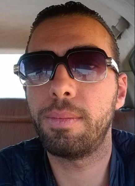 Youssef, 41, Pitcairn