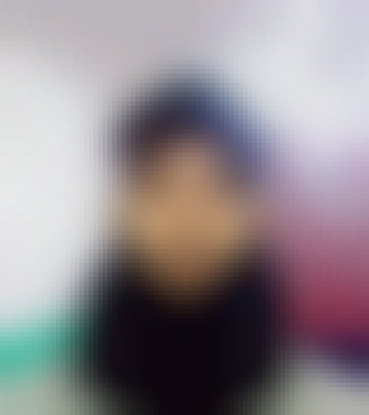 NOOR KHAN, 40, Kenya