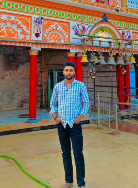 Raushan, 22, Jashpur