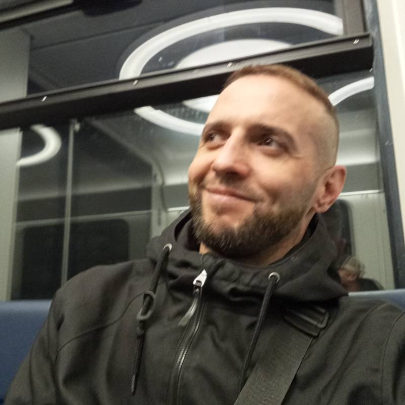 , 37, Ban Thap Kwang