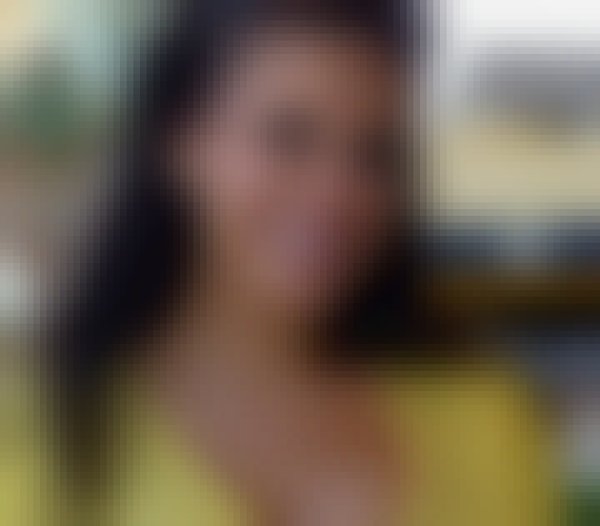 Linda Dell, 39, Ghana
