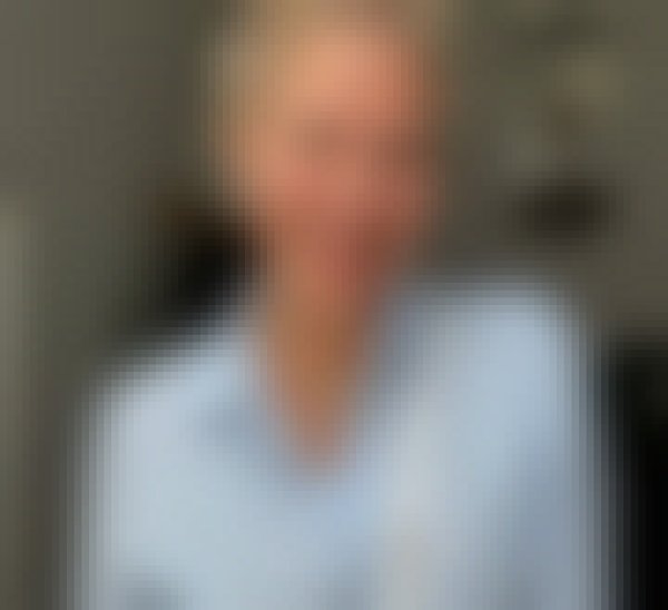 Asta, 54, Pikit