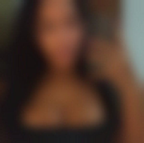 Gabriela, 24, Algeria