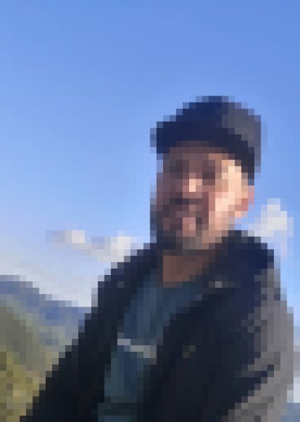 Abdou, 33, Hexham