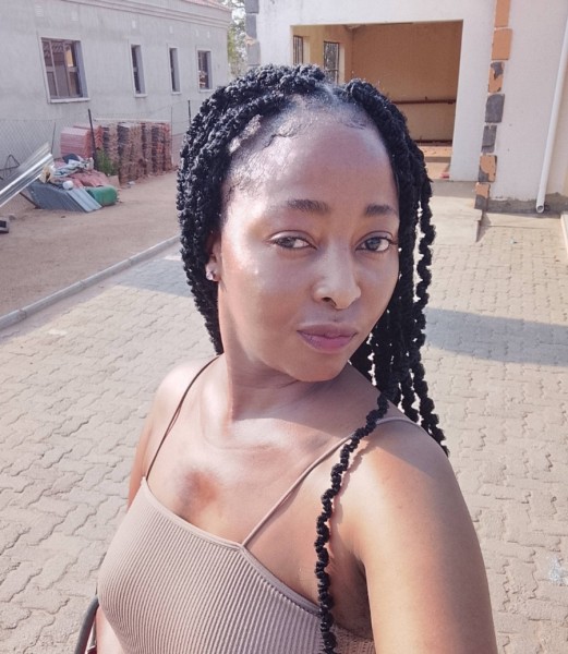 Daisy Rose, 31, Jmnagar
