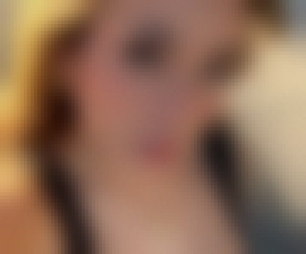 Elizabeth, 43, Latvia